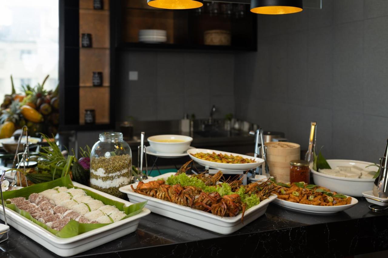 Maradha Hotel Colombo